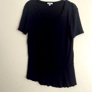 Splendid brand scoop neck shortsleeved tee size medium